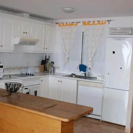 Apartman Roque Del Conde *